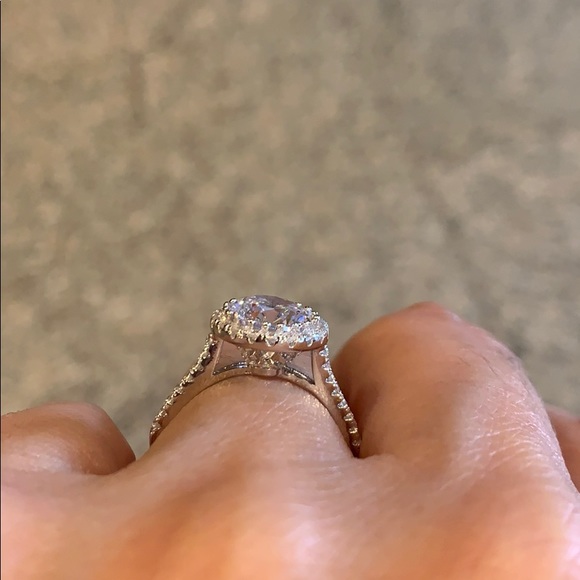 2ct Solitaire Round Engagement Ring size 10 - Picture 6 of 8